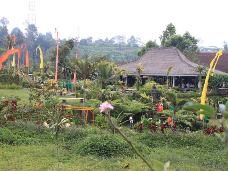 Warung Rekreasi Bedugul Hotel Exteriör bild