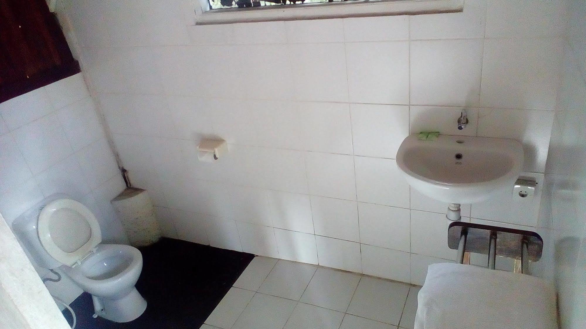 Warung Rekreasi Bedugul Hotel Exteriör bild